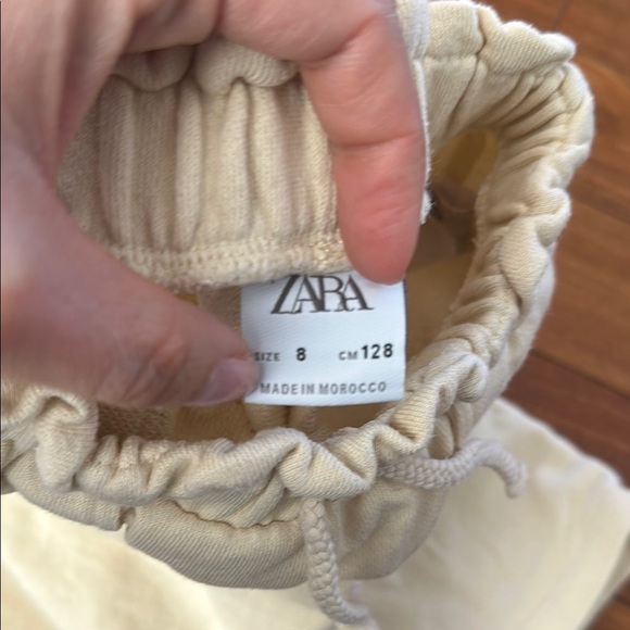 Zara White Mini A-line Skirt with Cargo Style - Picture 5 of 6